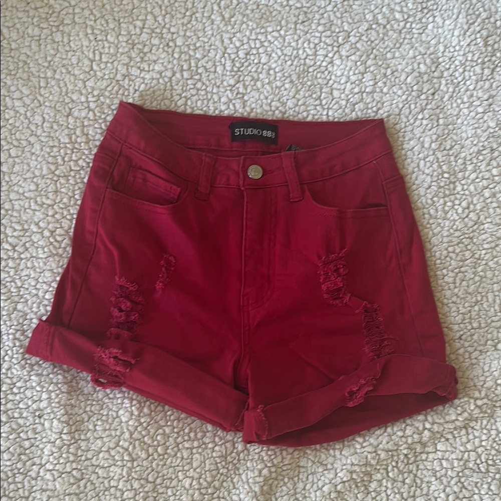 Studio Red Jean Shorts High-Waisted Distressed
